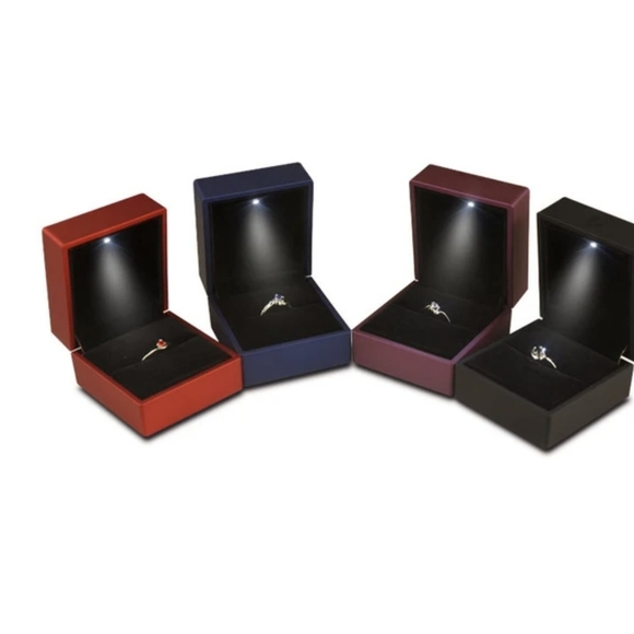 LED RED Proposal Ring Box for  Wedding, Engagement - Luxury Jewelry Gift Box - Picture 6 of 6
